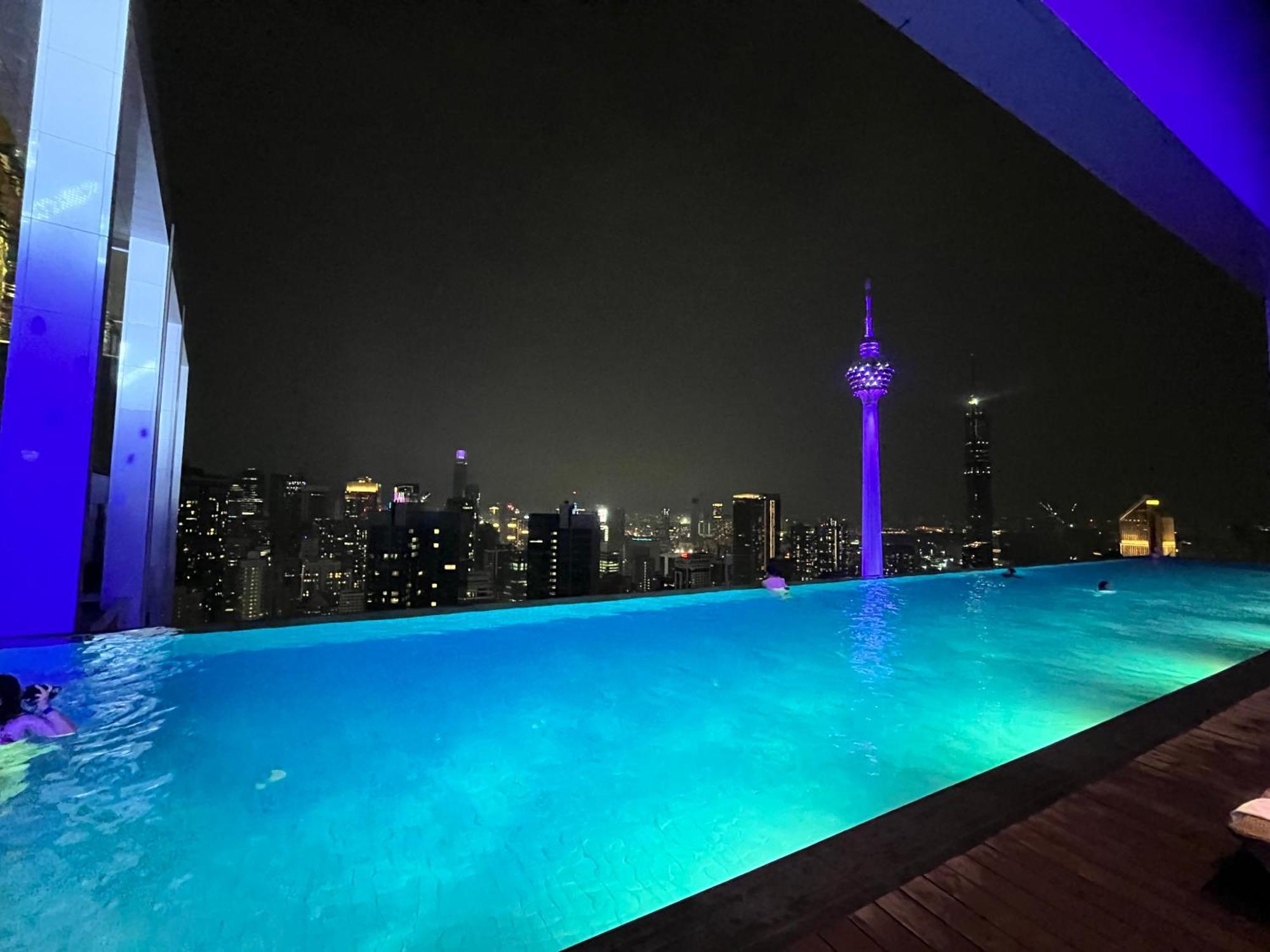 Platinum Klcc By Black *