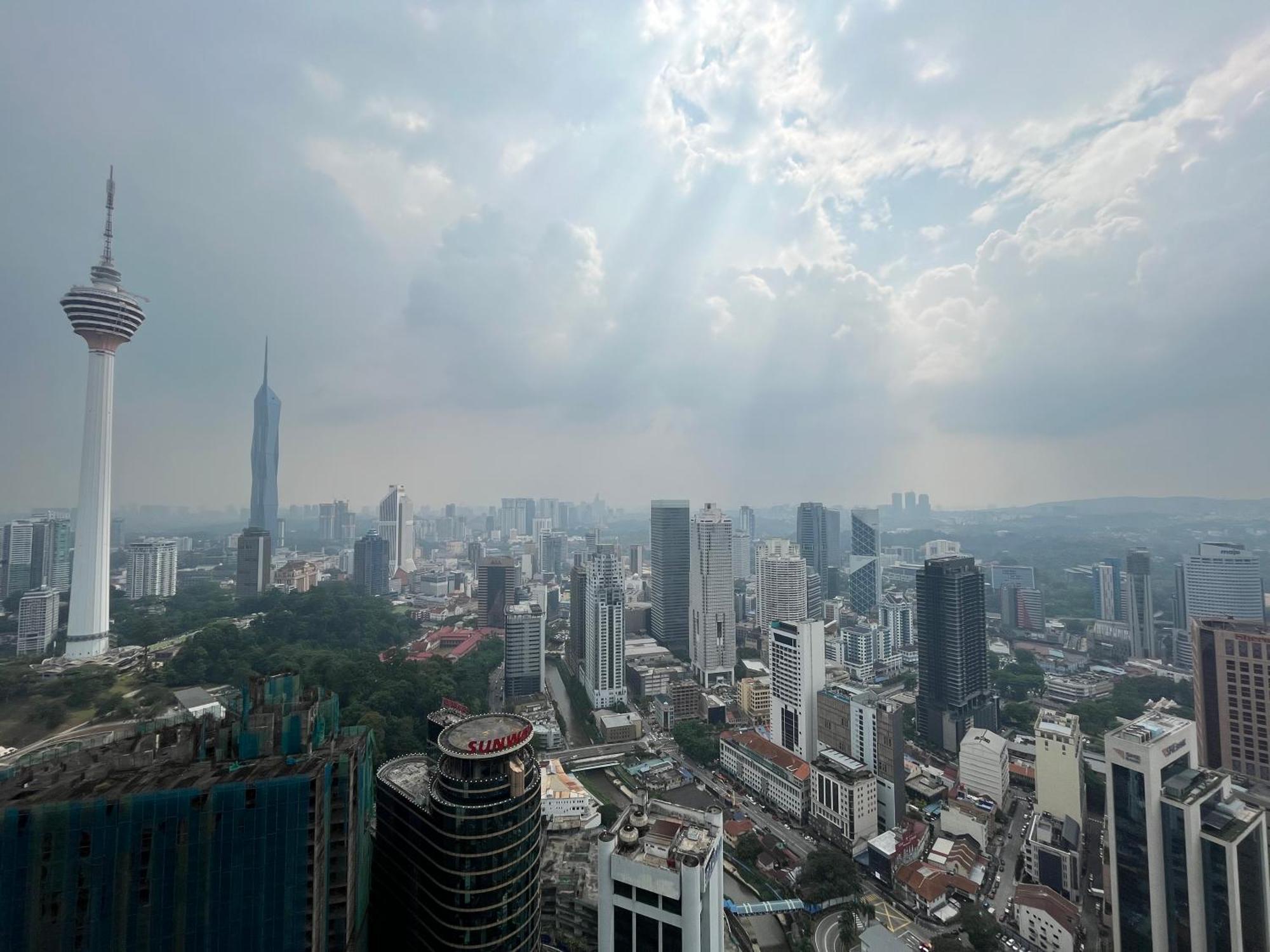 Platinum Klcc By Black *