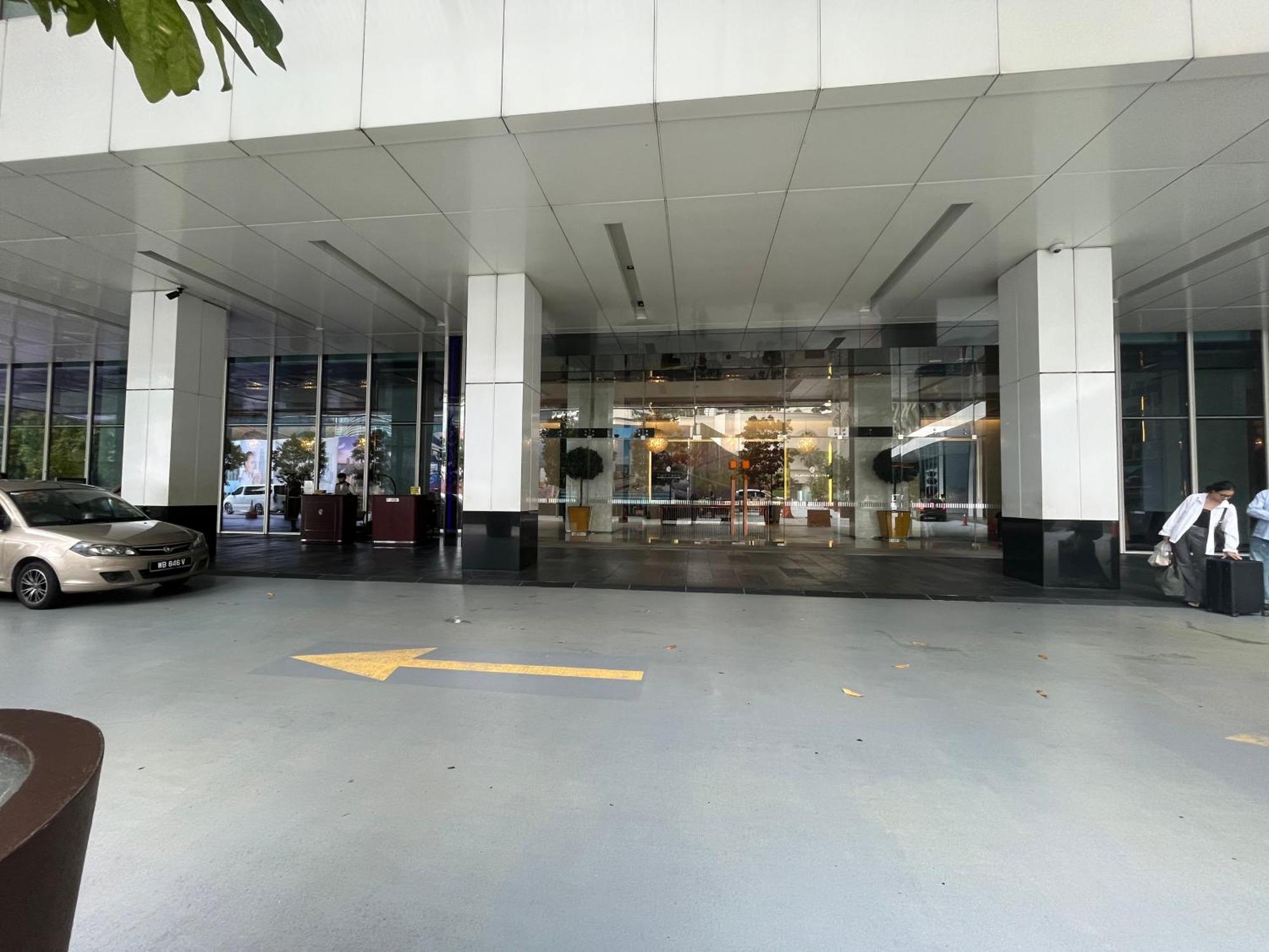 Apartment Platinum Klcc By Black