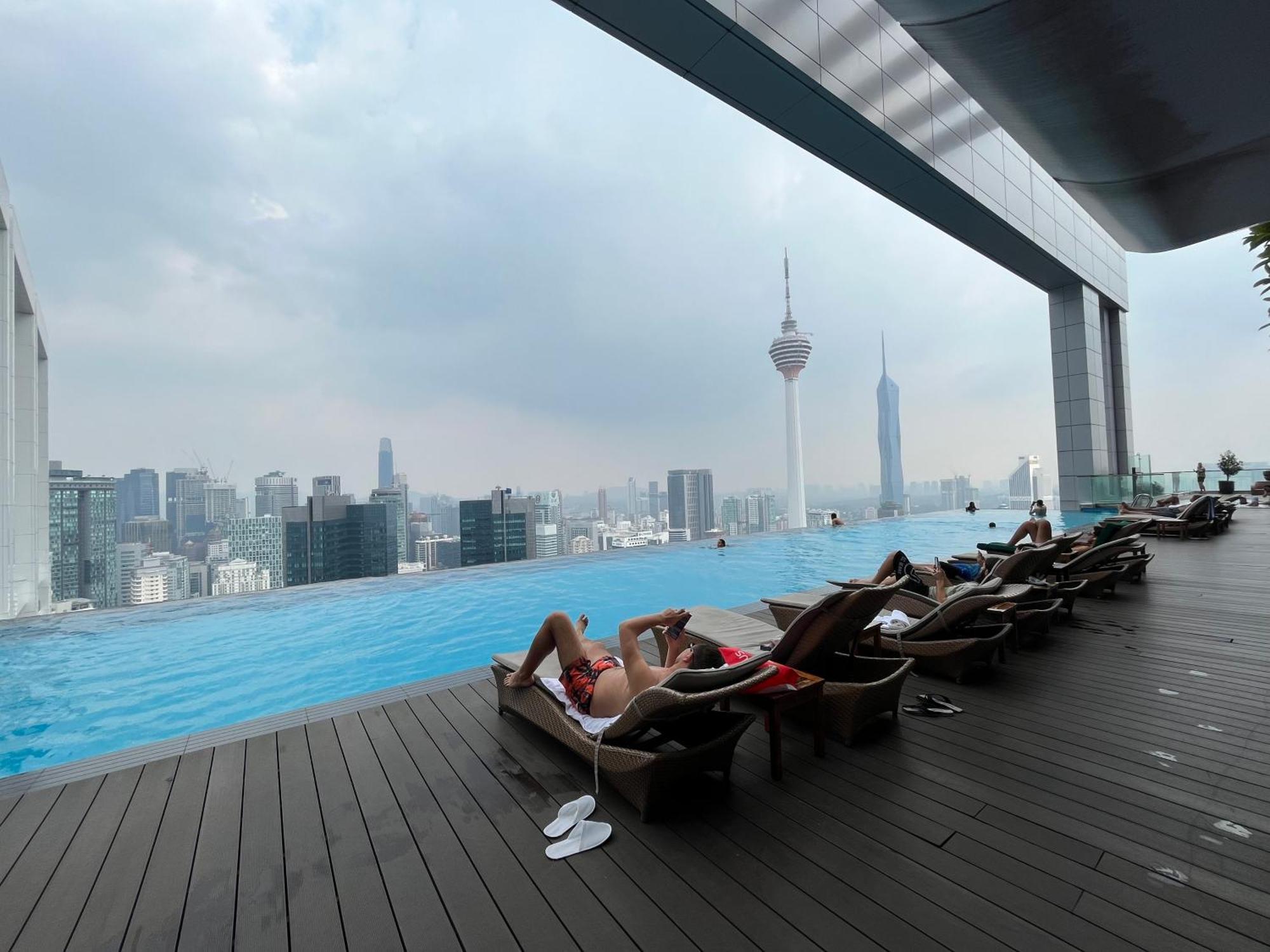 Platinum Klcc By Black *